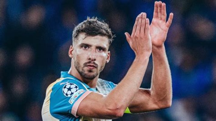 Histoire de l'enfance de Ruben Dias et faits biographiques inchangés