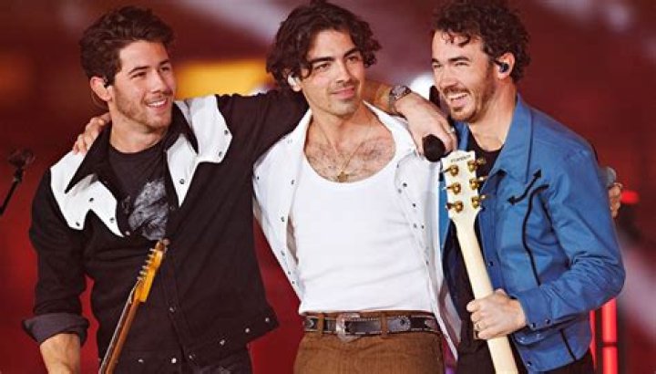 Jonas Brothers Tease Potential Tour With Country Pop Star Kelsea Ballerini – Celeb Secrets