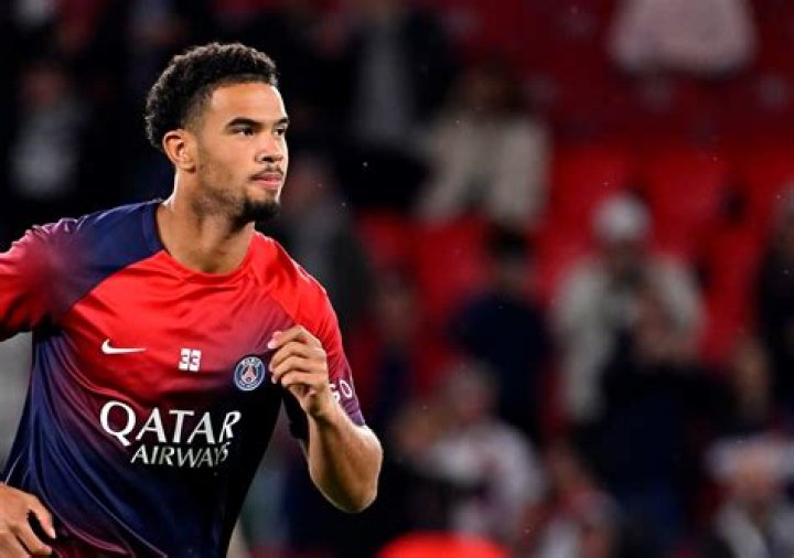 Histoire de l'enfance de Warren Zaire-Emery et faits biographiques inchangés