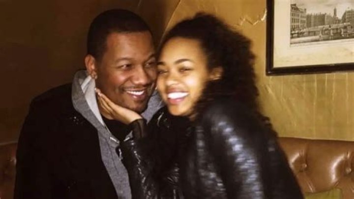 Zaria Simone Boyfriend 2021 - Two Distant Strangers Actress Is Dating A Director!